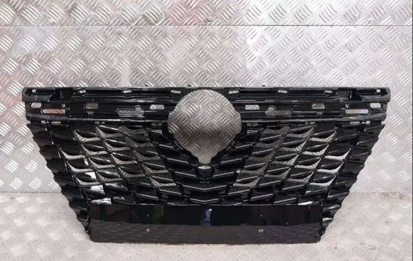 Nissan Qashqai J12 Front grill 62310HN10A