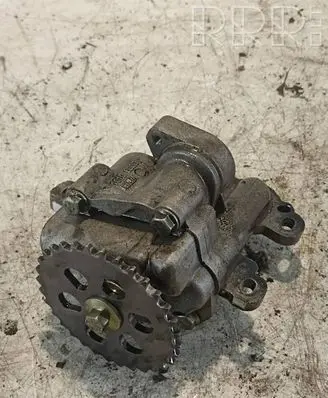 Ford Mondeo Mk III Oil pump R0ZEA 16106600