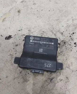 Volkswagen Touran I Gateway control module 1K0907530E 1K0907951