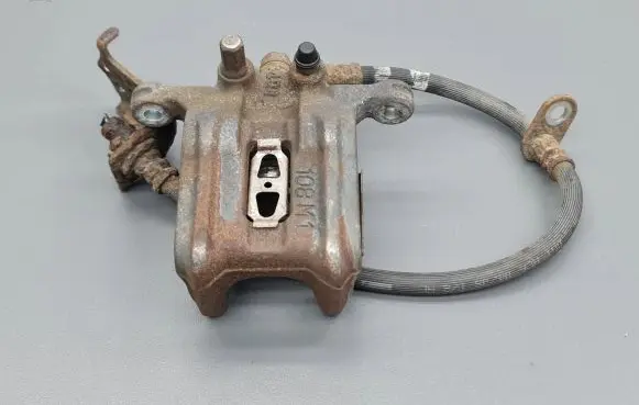 Honda Accord Rear brake caliper 108M1