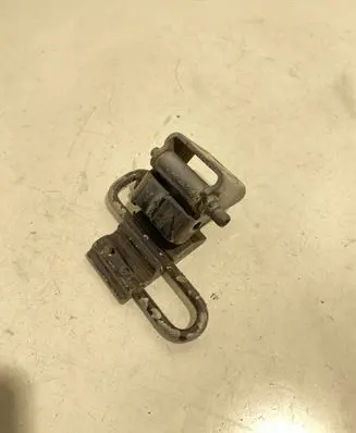 Audi A6 S6 C6 4F Rear door lower hinge 8E0833412E