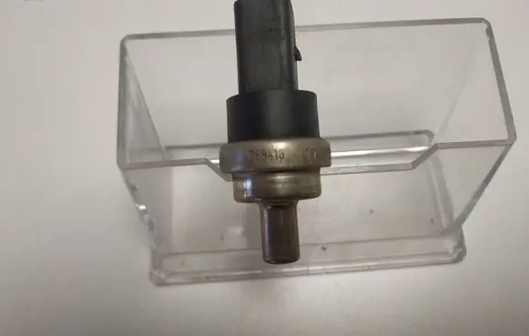 Volkswagen Golf IV Coolant temperature sensor 269416