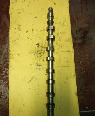 Opel Movano A Camshaft g9u