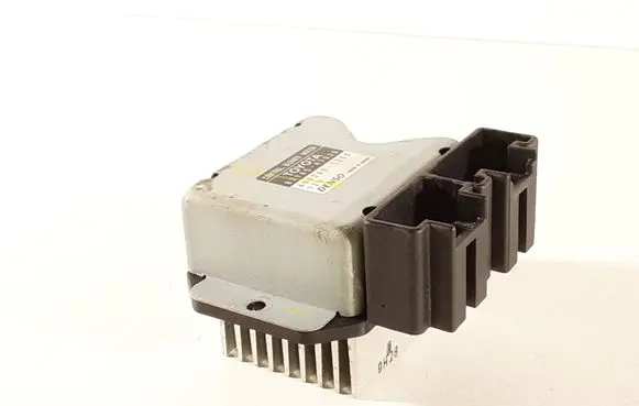 Toyota Prius (XW20) Heater blower motor/fan resistor 8716547020 4993001200