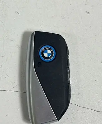 BMW iX Ignition key/card