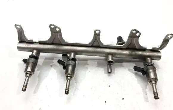 Audi A4 S4 B8 8K Fuel main line pipe 06J133317G