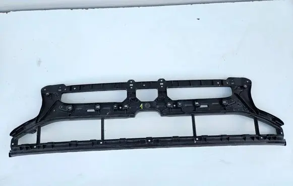 Audi e-tron Front bumper lower grill 4KE807683