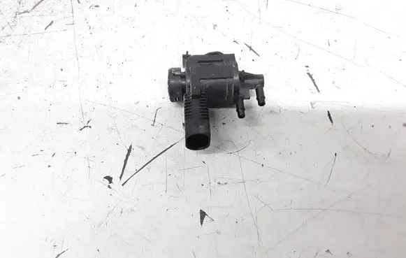 Volkswagen Phaeton Turbo solenoid valve 1J0906283B