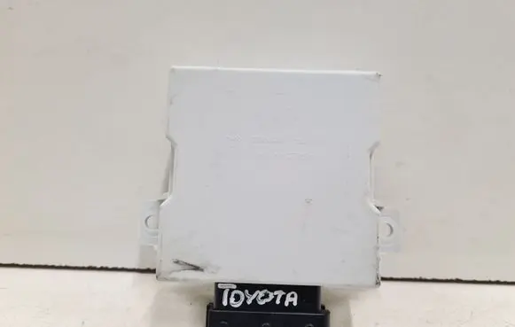 Toyota Corolla Verso E121 Window wiper relay 150696