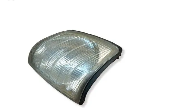 Mercedes-Benz E W124 Front indicator light E13010204 183289