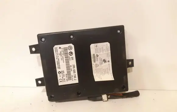 Volkswagen Touran II Bluetooth control unit module 7P6035730J