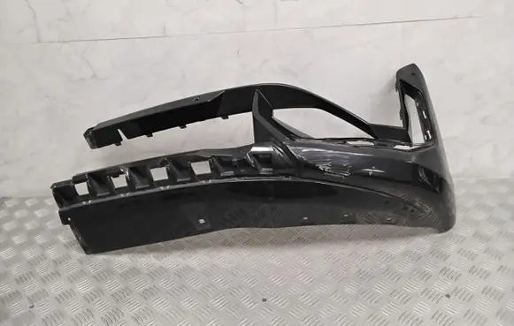 BMW X1 U11 Front bumper corner part panel trim 5A0DB80