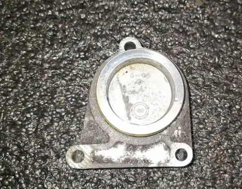 Volkswagen Golf IV Rocker cam cover 038103341A