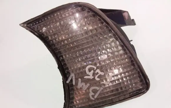 BMW 5 E34 Front indicator light 084441501