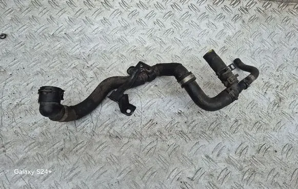 Mercedes-Benz E W212 Engine coolant pipe/hose A2125019582 EK3017027