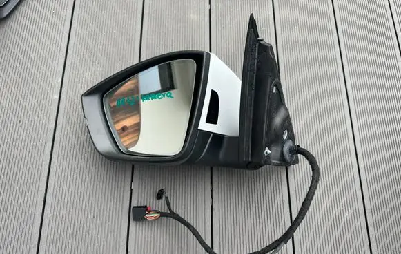 Skoda Kodiaq Mirror indicator light 565857933A
