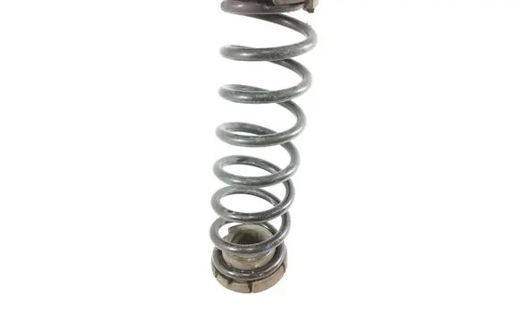 Jeep Grand Cherokee WL Rear coil spring 68568765AB