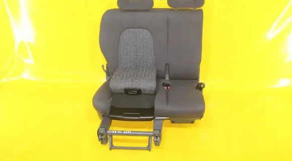 Mercedes-Benz A W168 Second row seats 4211