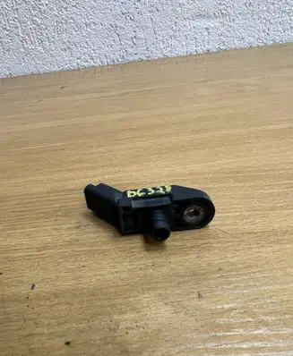 Peugeot 607 Air pressure sensor 0261230058 D6328