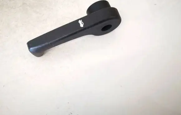 Hyundai Santa Fe Engine bonnet (hood) release handle