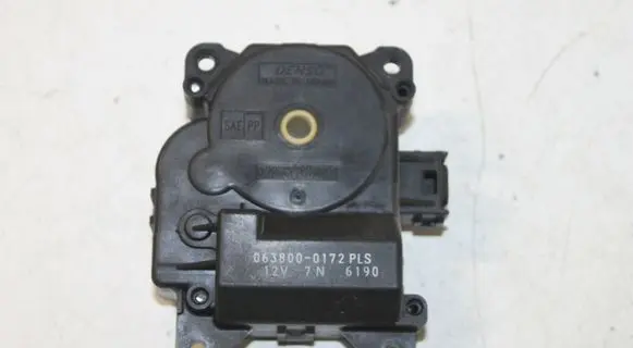 Toyota Urban Cruiser (XP110) Air flap motor/actuator 0638000172PLS