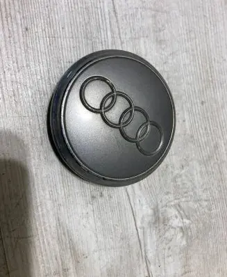 Audi A8 S8 D3 4E Original wheel cap 4L0601170
