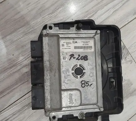 Peugeot 208 Engine control unit/module ECU 9811545080