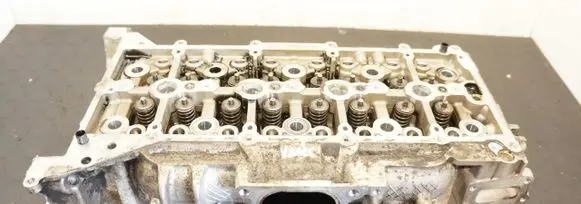Ford Transit Custom Engine head 