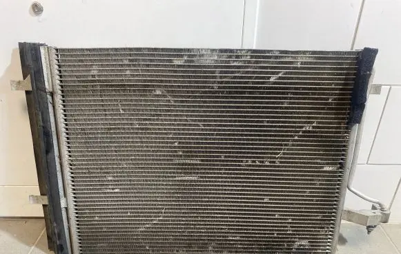 Ford Focus A/C cooling radiator (condenser)
