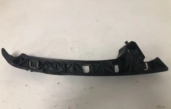 Honda FR-V Front bumper mounting bracket 71146SJD0000