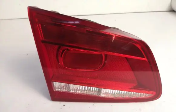 Volkswagen PASSAT B7 Tailgate rear/tail lights 3AE945093K