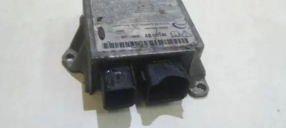 Ford Mondeo Mk III Airbag control unit/module 3s7t14b056 3s7t-14b056