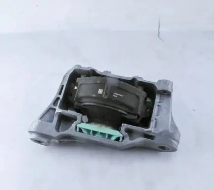 Ford Kuga II Engine mount bracket LX636F012AC