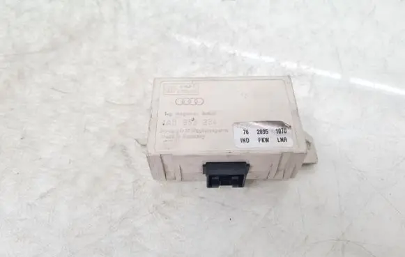 Audi A4 S4 B5 8D Immobilizer control unit/module 4A0953234