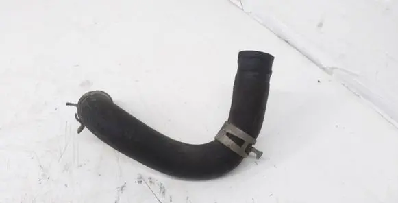 Honda CR-V Engine coolant pipe/hose