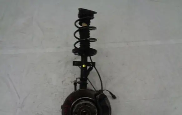 Renault Clio IV Front shock absorber/damper