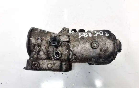 Ford Galaxy Oil filter cover 045115389C