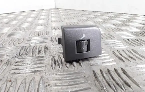 Volkswagen Phaeton Seat heating switch 3D0953504A