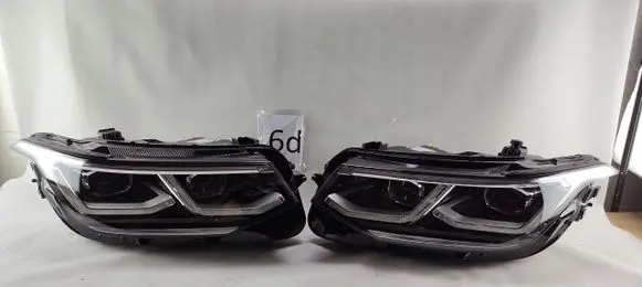 Volkswagen Tiguan Headlights/headlamps set 