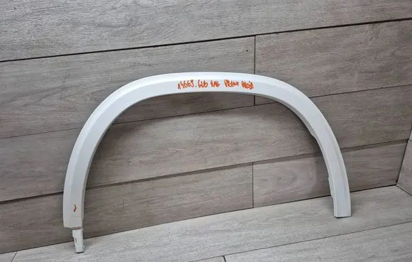 Mercedes-Benz GLB x247 Fender trim (molding) A2478854310