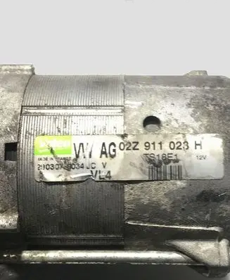 Volkswagen Golf V Starter motor 02Z911023H