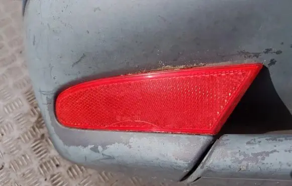 Rear tail light reflector