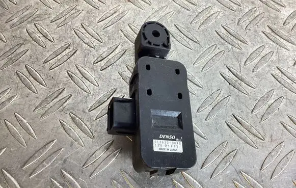 Lexus GS 250 350 300H 450H Air quality sensor 0136500040