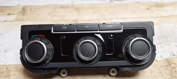 Volkswagen Tiguan Climate control unit 3C8907336AB 5HB00975120