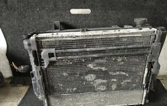 BMW 3 E46 Radiator set 58572810