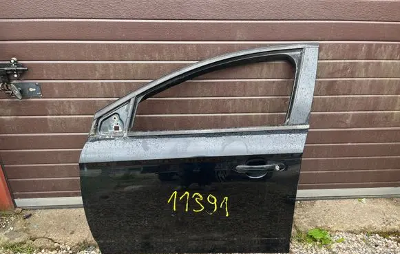 Ford Mondeo MK IV Front door