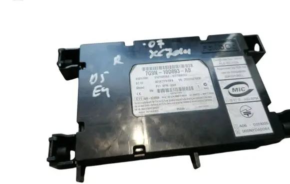 Volvo XC70 Bluetooth control unit module 7G9N10D893AB 31210293 31215592