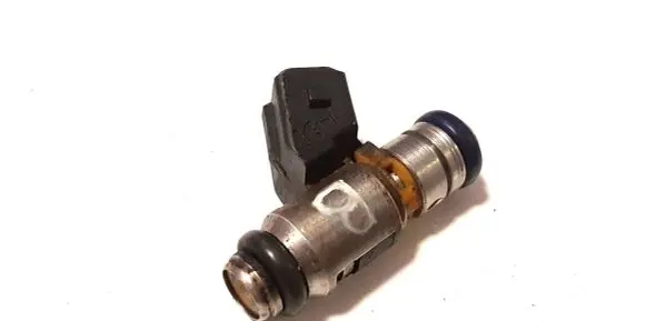 Fiat 500 Fuel injector IWP160 0352C