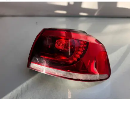 Volkswagen Golf VI Rear/tail lights 323223