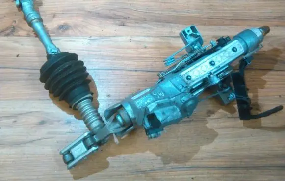 Mercedes-Benz C W203 Steering wheel axle a2034620205
